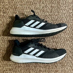 Adidas Women's Black and White Athletic Shoes Sneakers Size 9.5